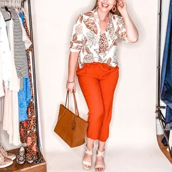 ✨SOLD✨ Linen Leaf Button Up Size 12 - Picture 3 of 5